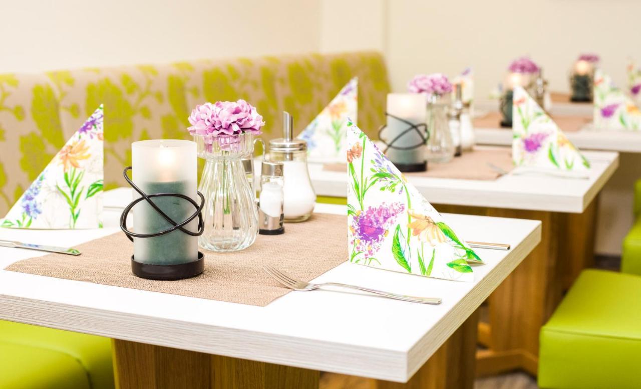 Gaestehaus Scharfe Kurve Lutzow エクステリア 写真